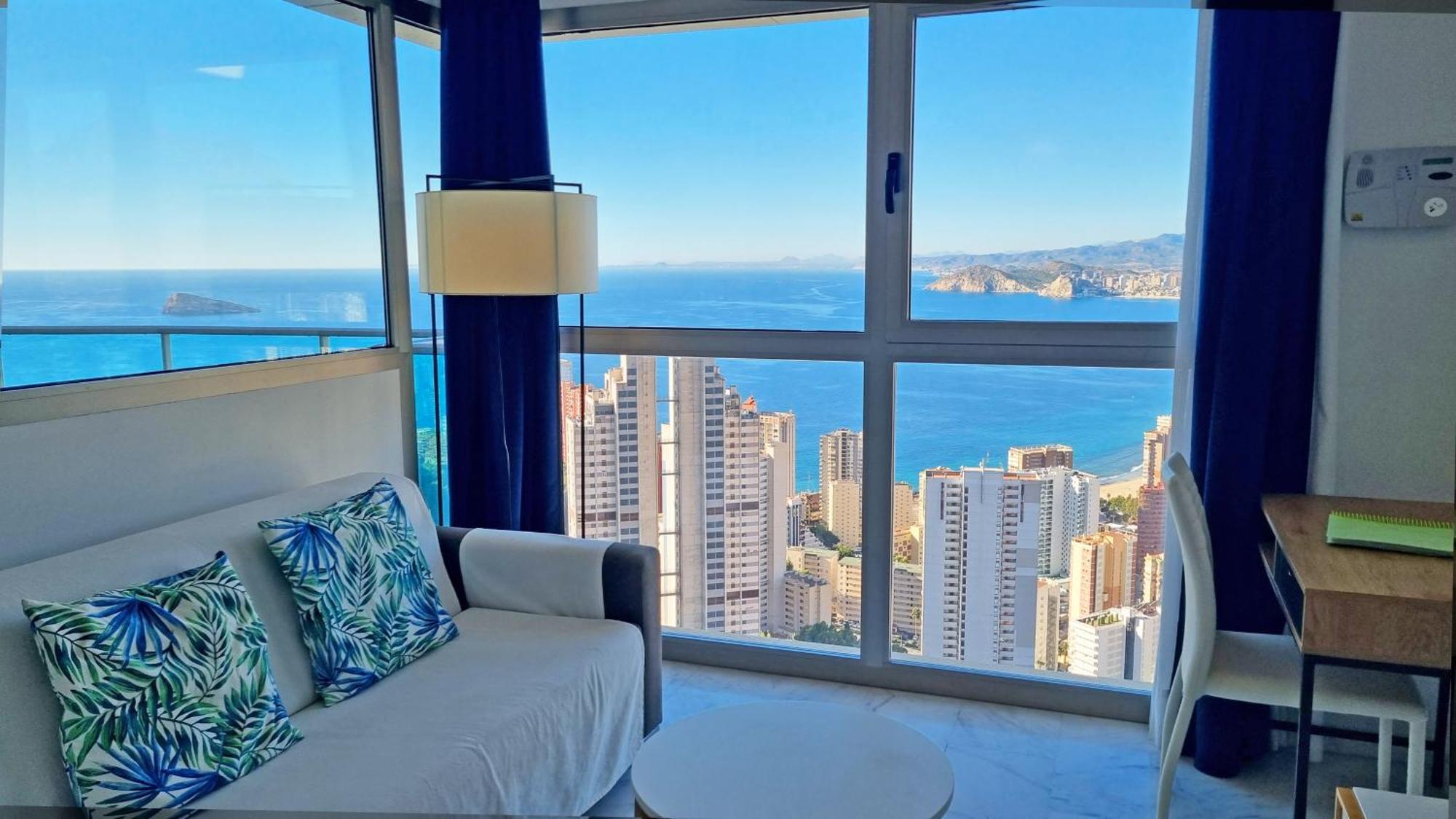 Highrise Apartment With Private Terrace & Sea Views - 34Th Floor Benidorm Exterior foto